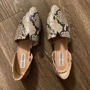 Steve Madden flats